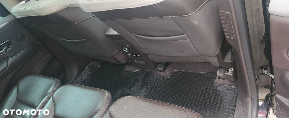 Renault Espace 1.6 dCi Energy Initiale Paris EDC 7os - 16