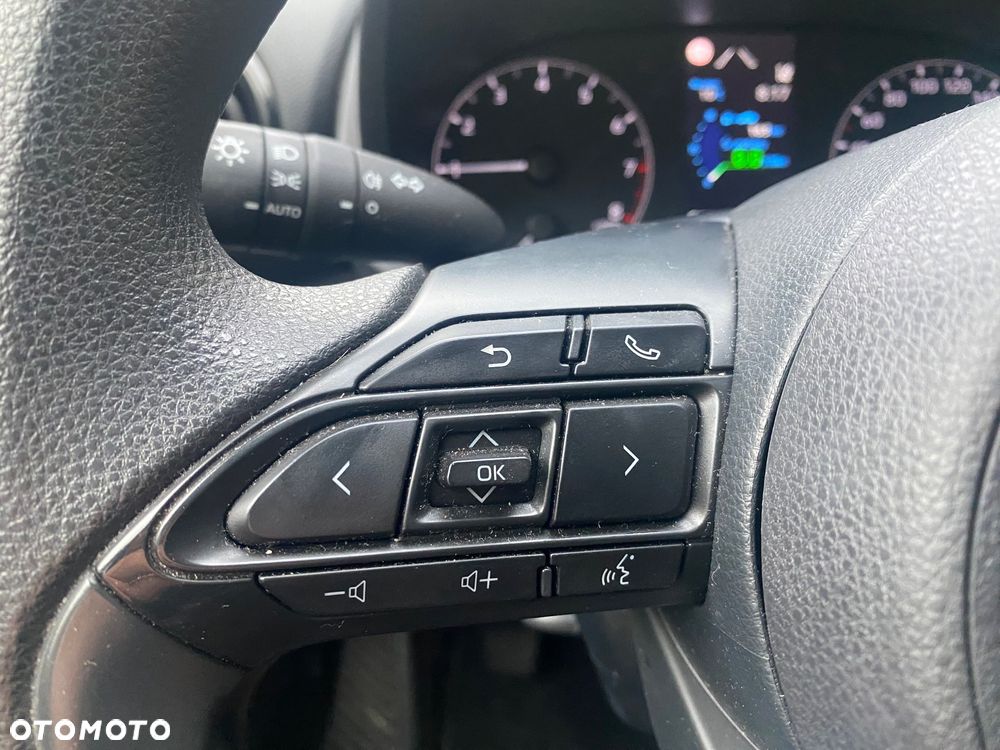 Toyota Yaris 1.5 Comfort - 21