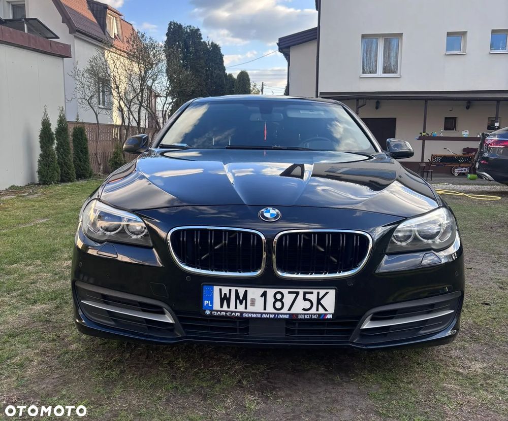 BMW Seria 5 528i Luxury Line - 4