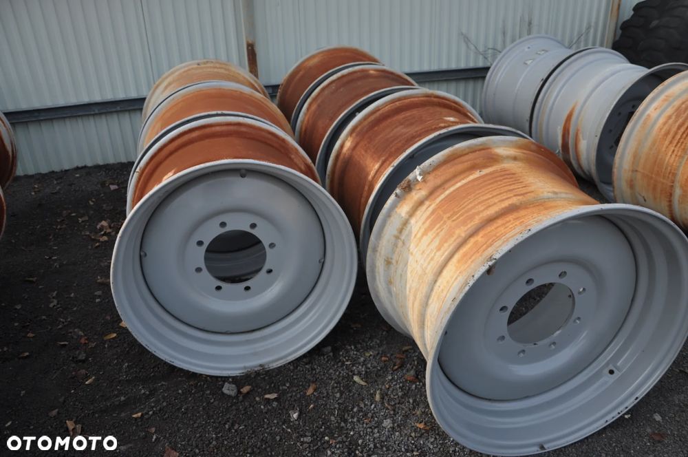 FELGA 20 X 30 NOWA !!! NR NR 323295850 LAVERDA - 1