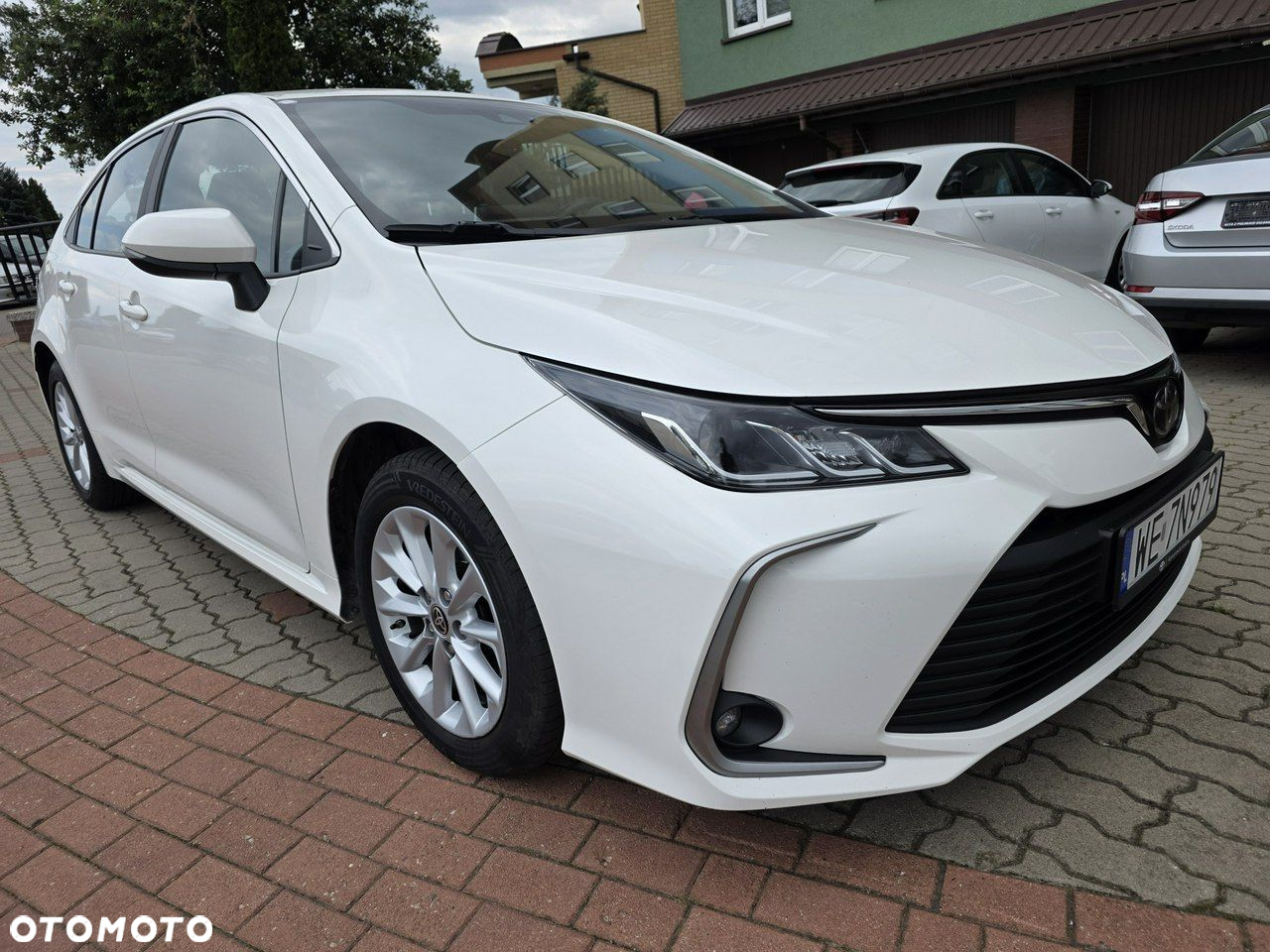 Toyota Corolla - 21