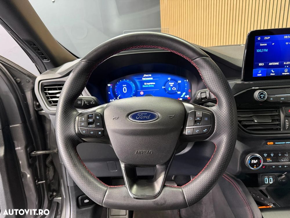 Ford Kuga 2.5 Duratec PHEV ST-LINE X - 12