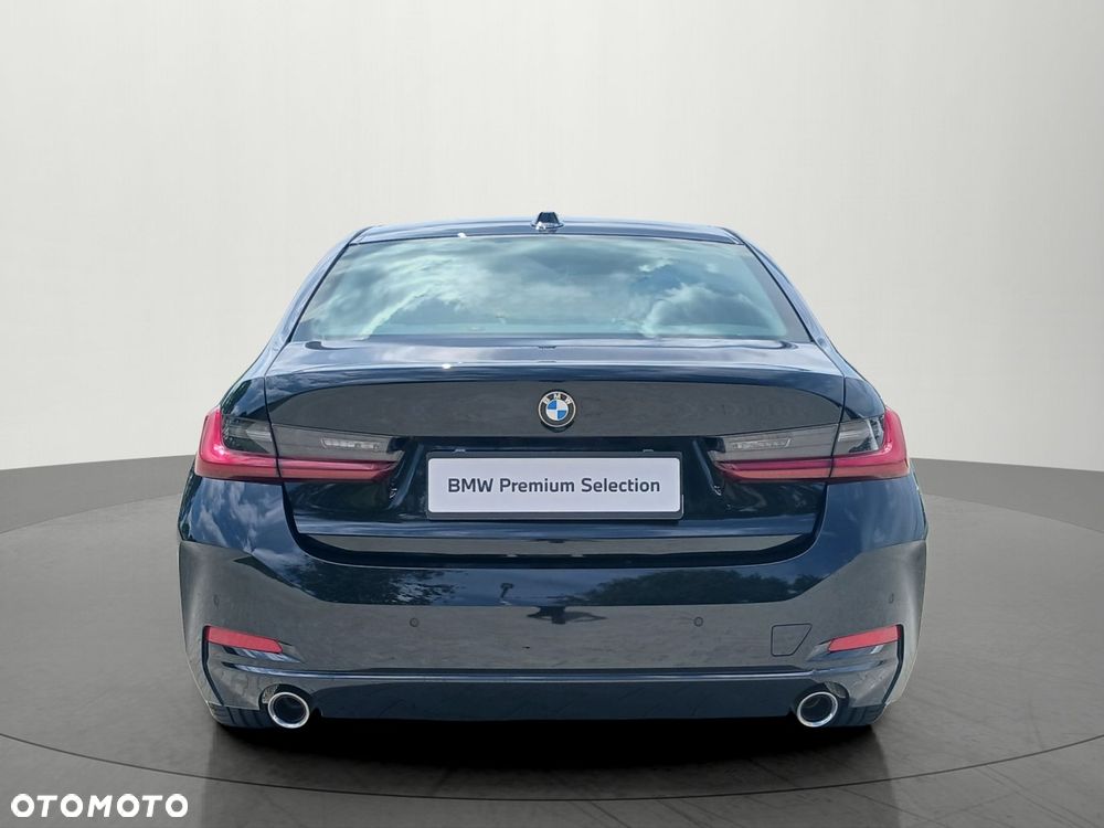 BMW Seria 3 318i - 7