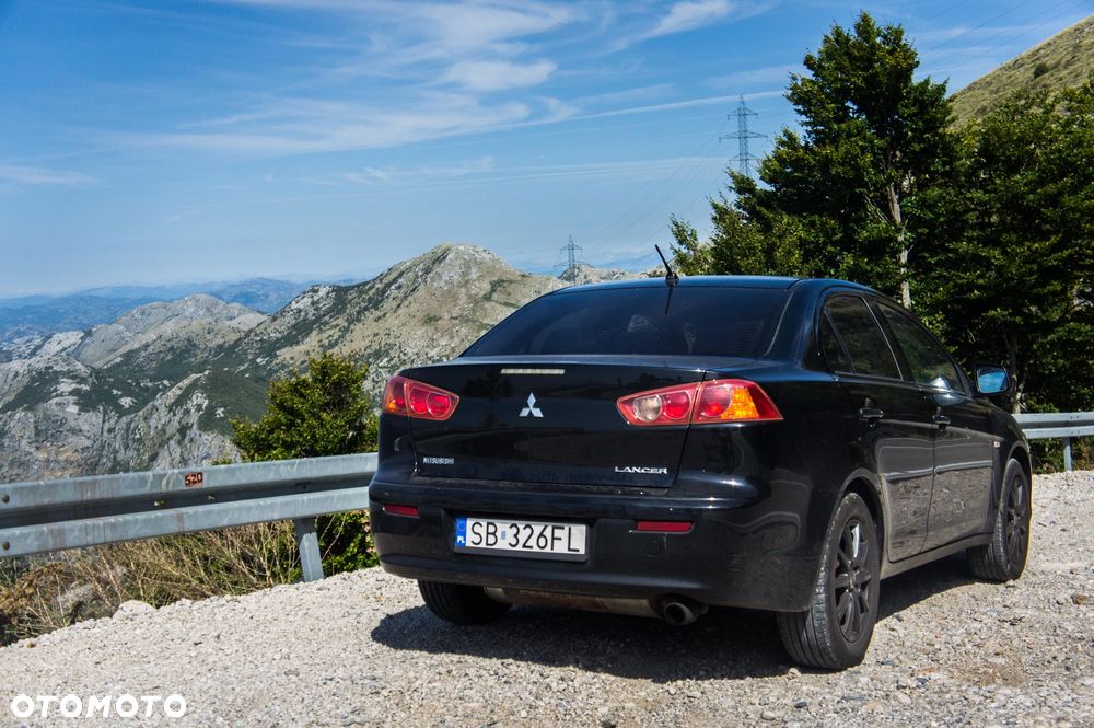 Mitsubishi Lancer 1.5 Inform - 17