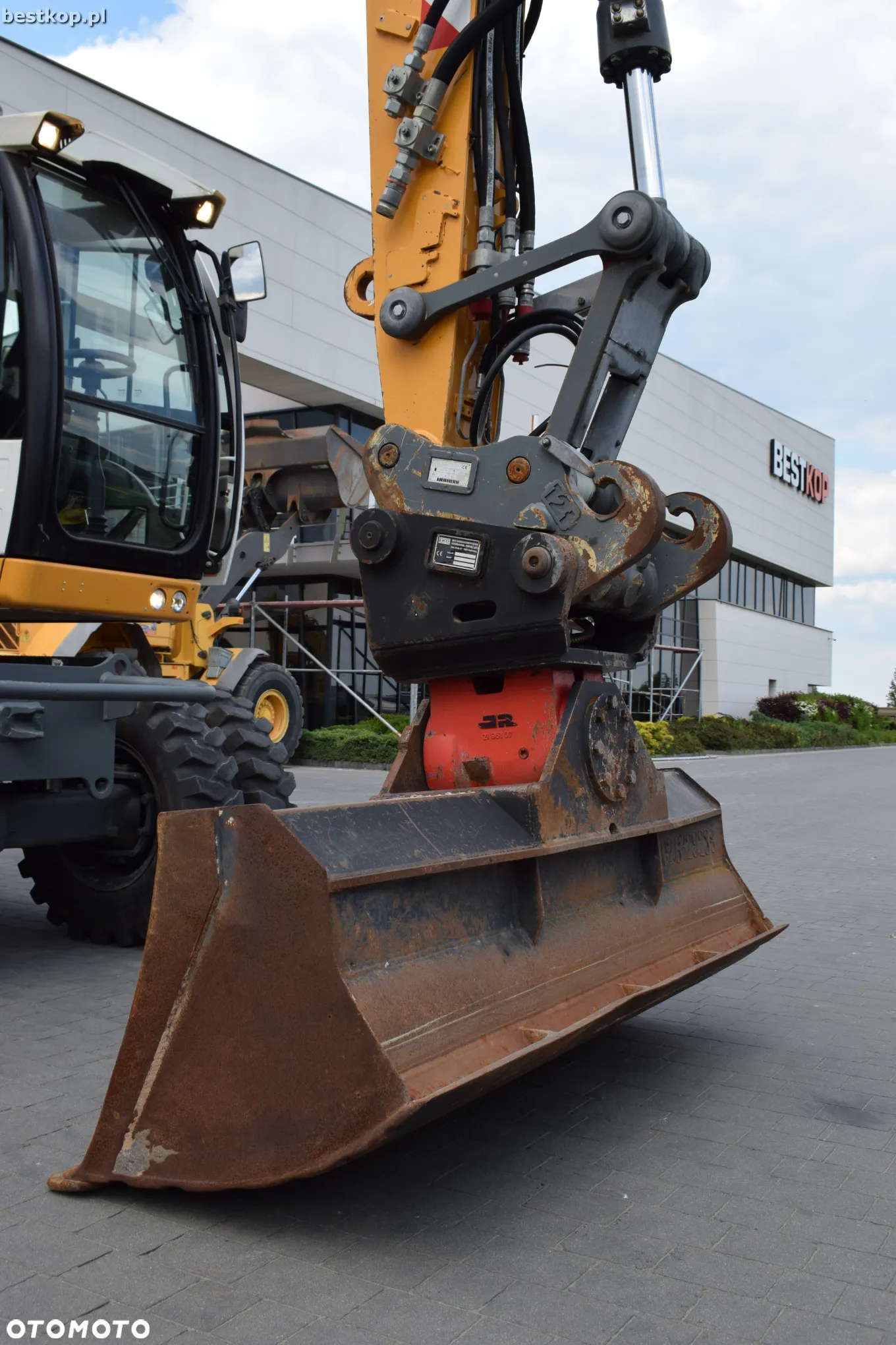 Liebherr A918 Compact Litronic - 18