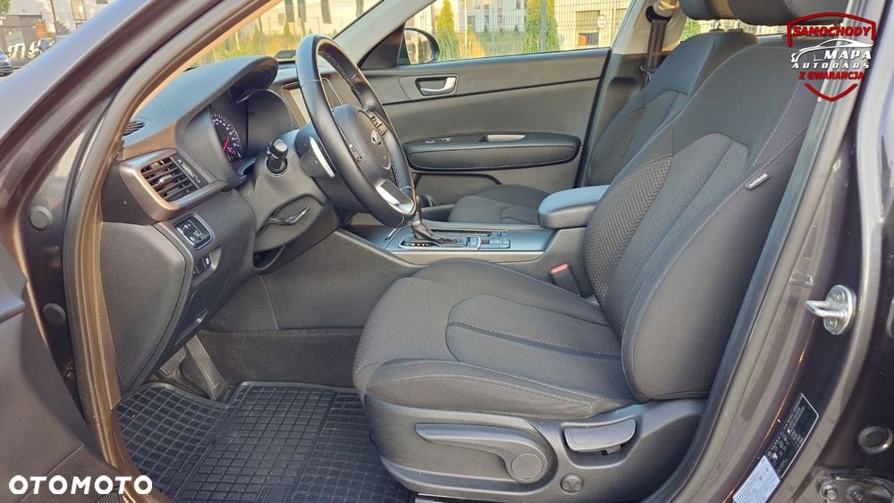 Kia Optima - 16