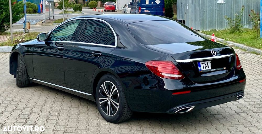 Mercedes-Benz E - 5