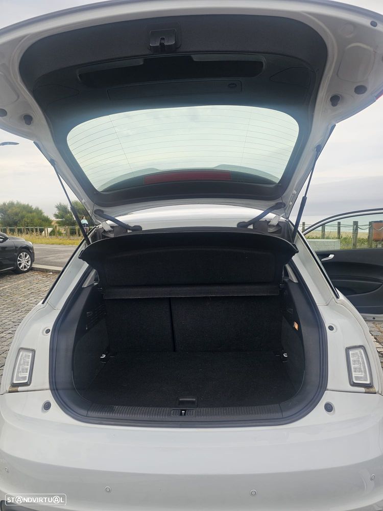 Audi A1 1.6 TDI S-line - 6
