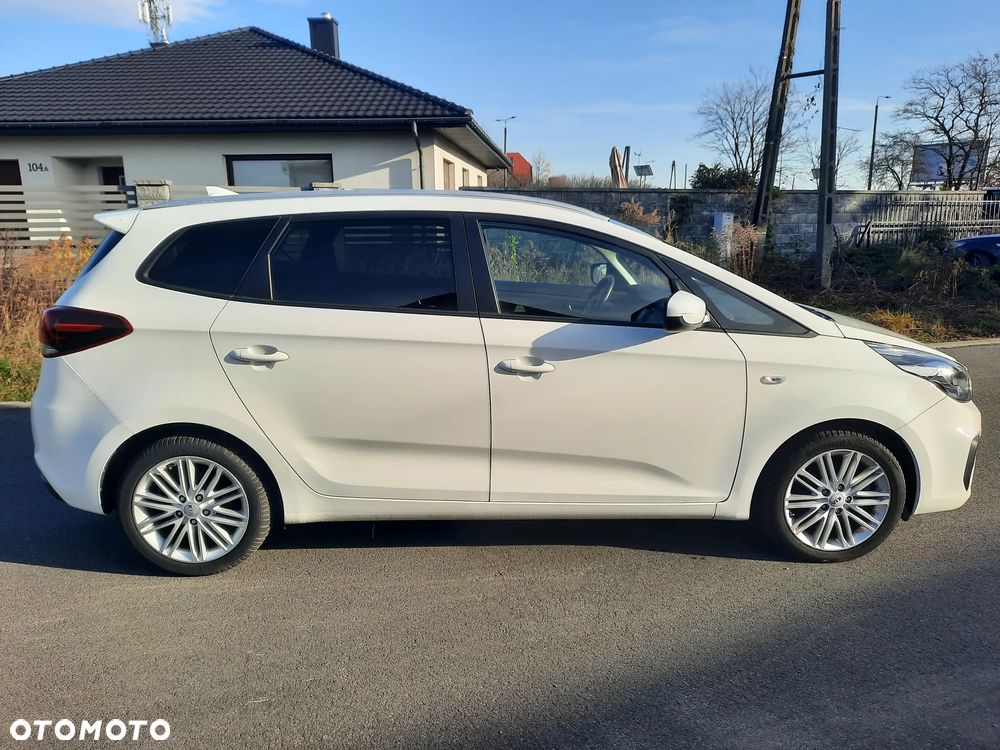 Kia Carens 1.6 GDI L 7os - 7