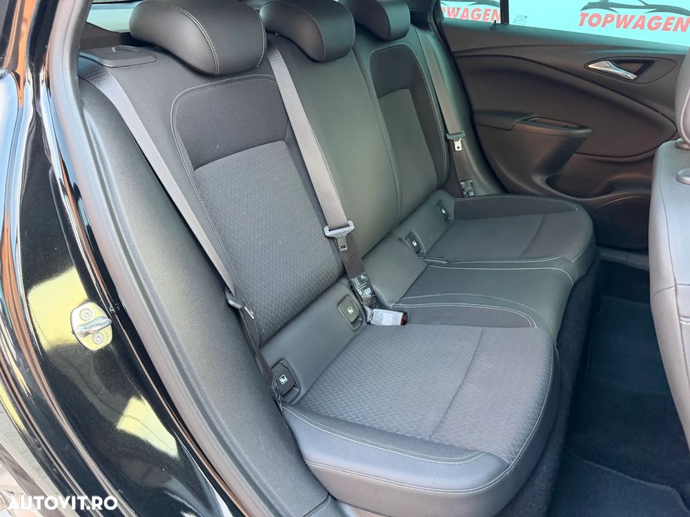 Opel Astra 1.6 D (CDTI) Start/Stop Innovation - 24