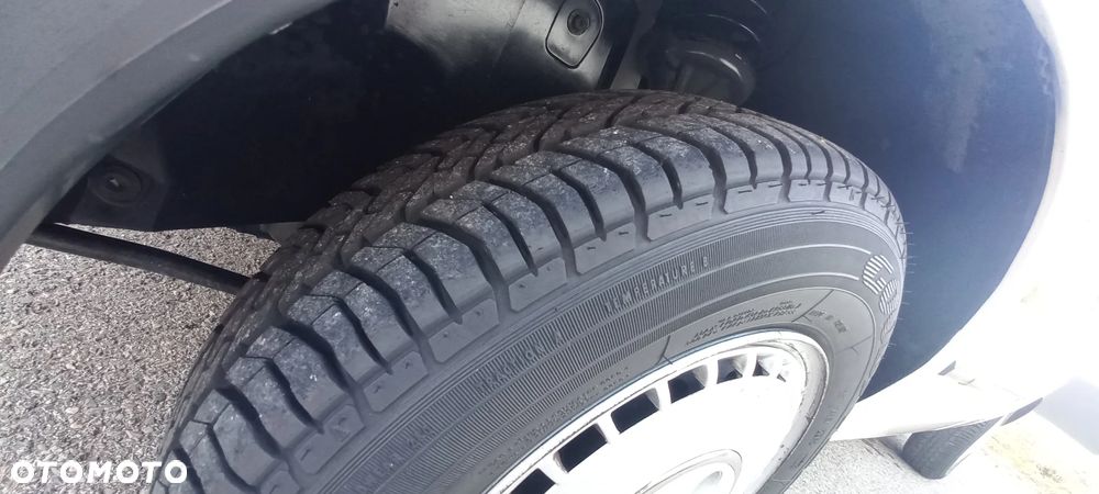 Ford Orion 1.4 CL - 21