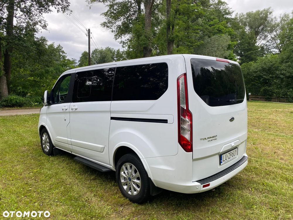 Ford Tourneo Custom - 6