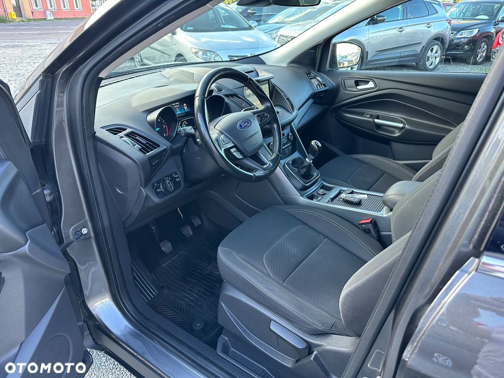Ford Kuga 2.0 TDCi 4x2 Titanium - 10