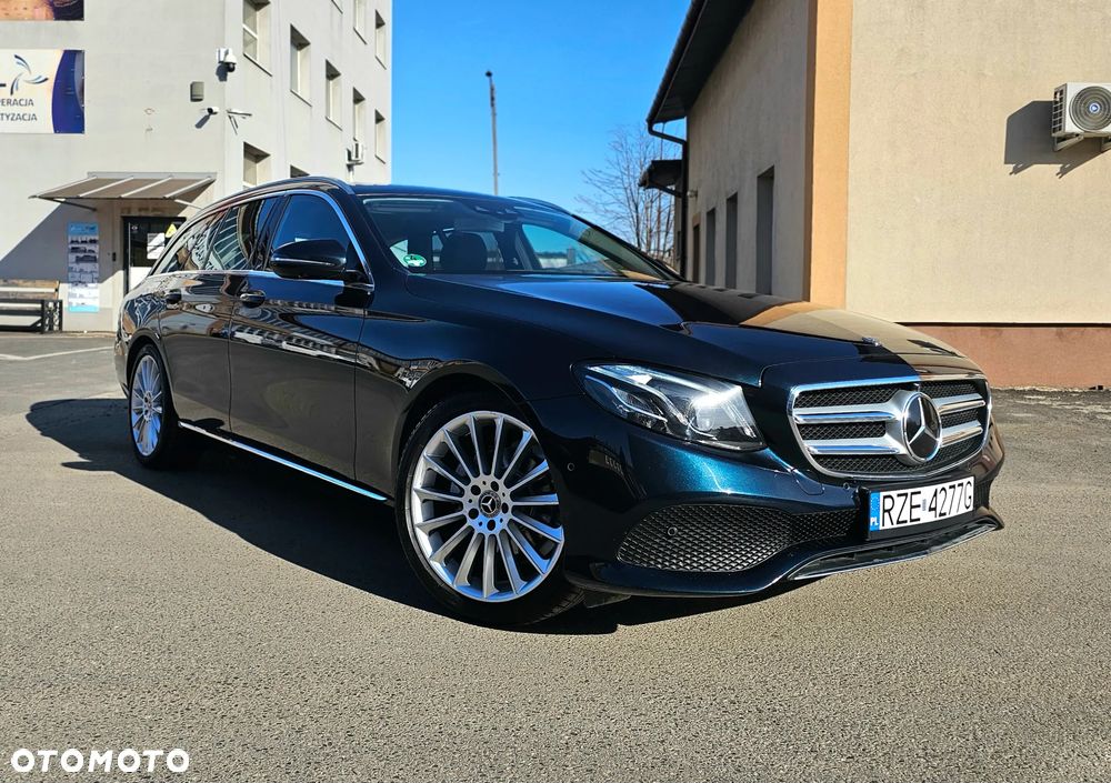 Mercedes-Benz Klasa E 200 d 9G-TRONIC Exclusive - 1