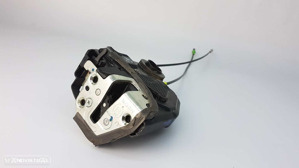 FECHADURA PORTA TRASEIRA DIREITA TOYOTA AURIS HYBRID BUSINESS - 1