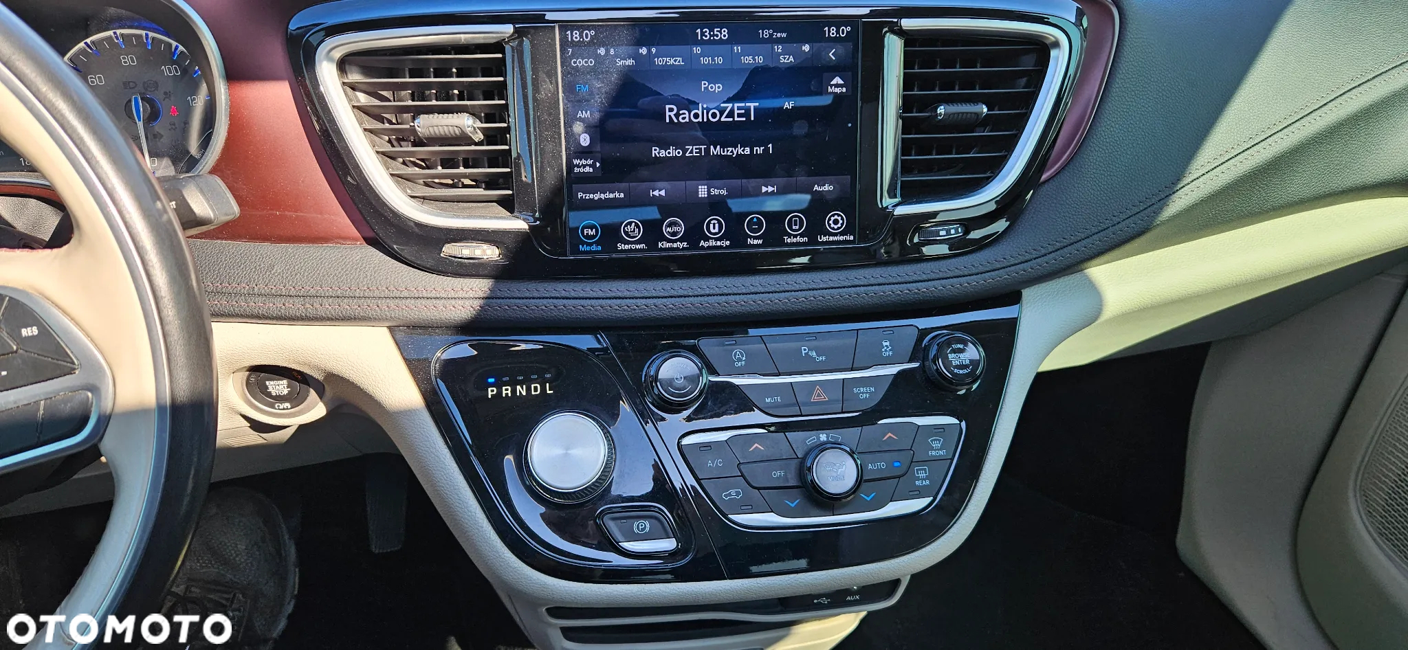 Chrysler Pacifica - 14