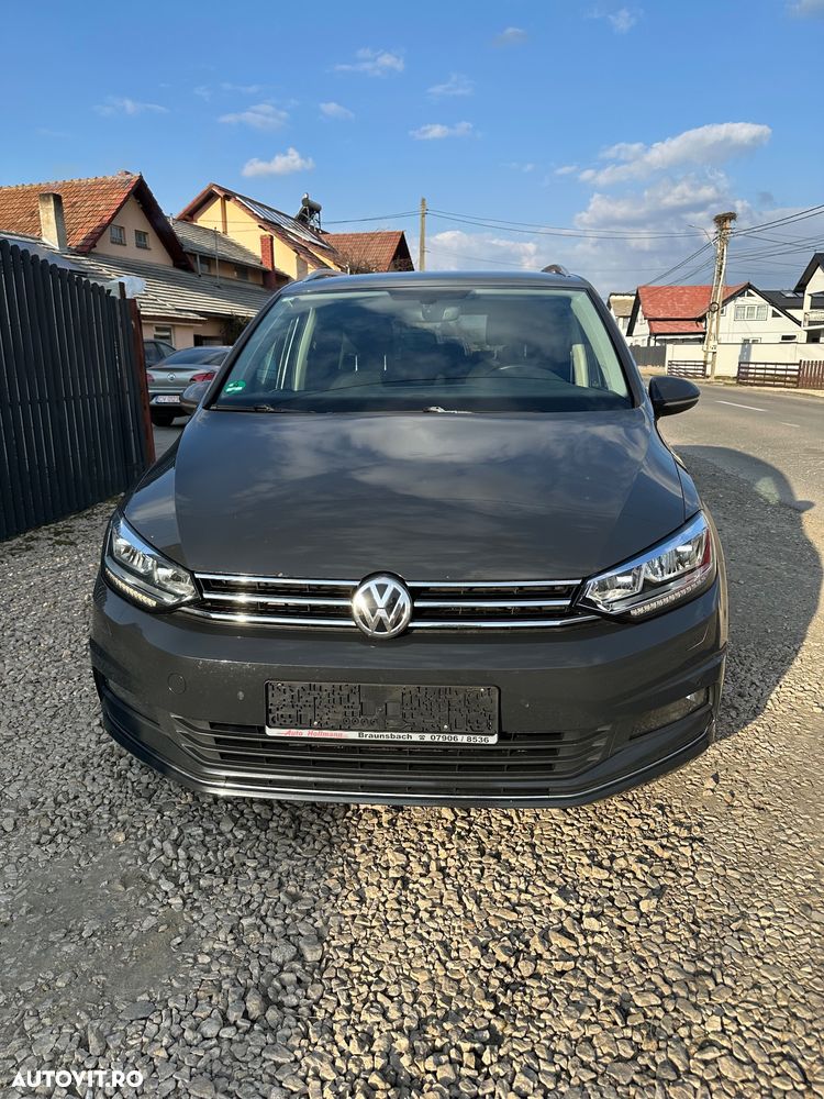 Volkswagen Touran 2.0 TDI DSG Highline - 5