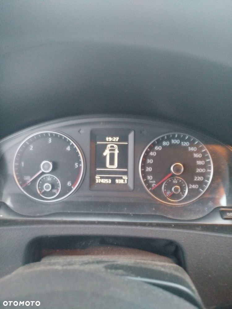 Volkswagen T5 LIFT - 6