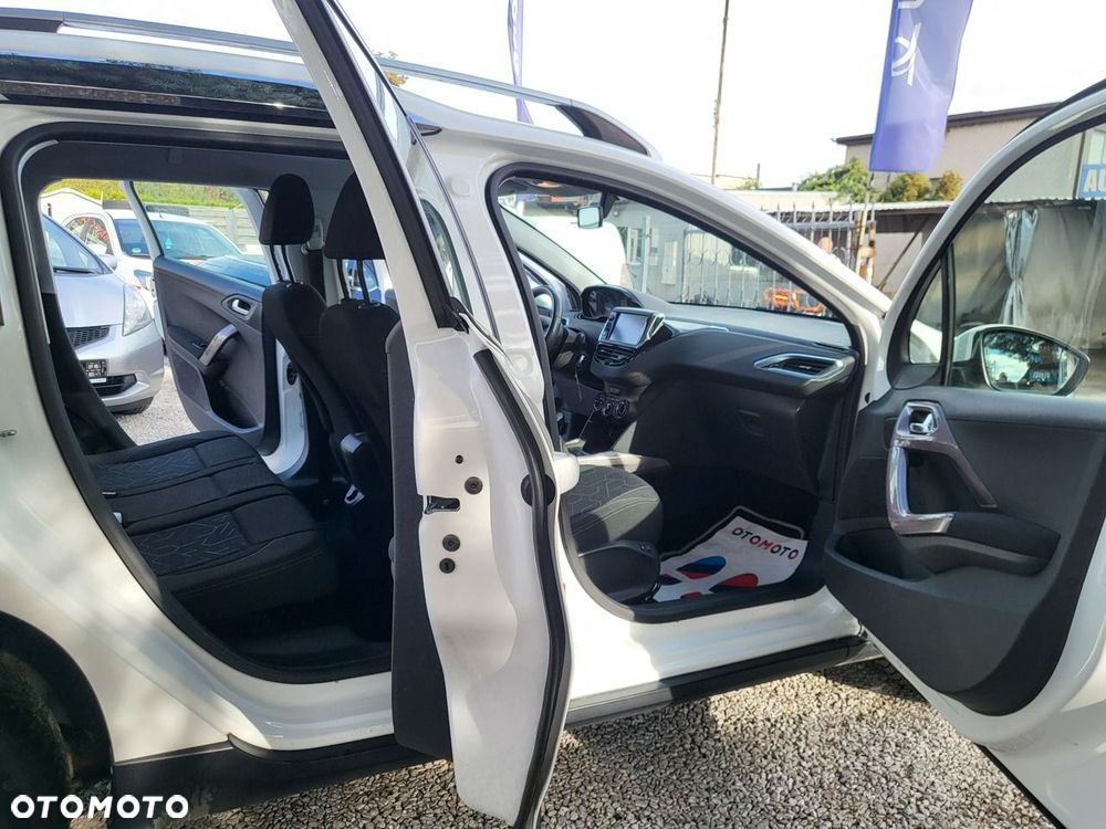 Peugeot 2008 - 23