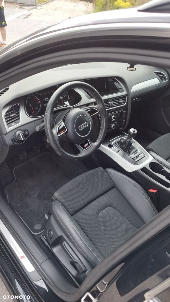 Audi A4 Avant 2.0 TDI - 11