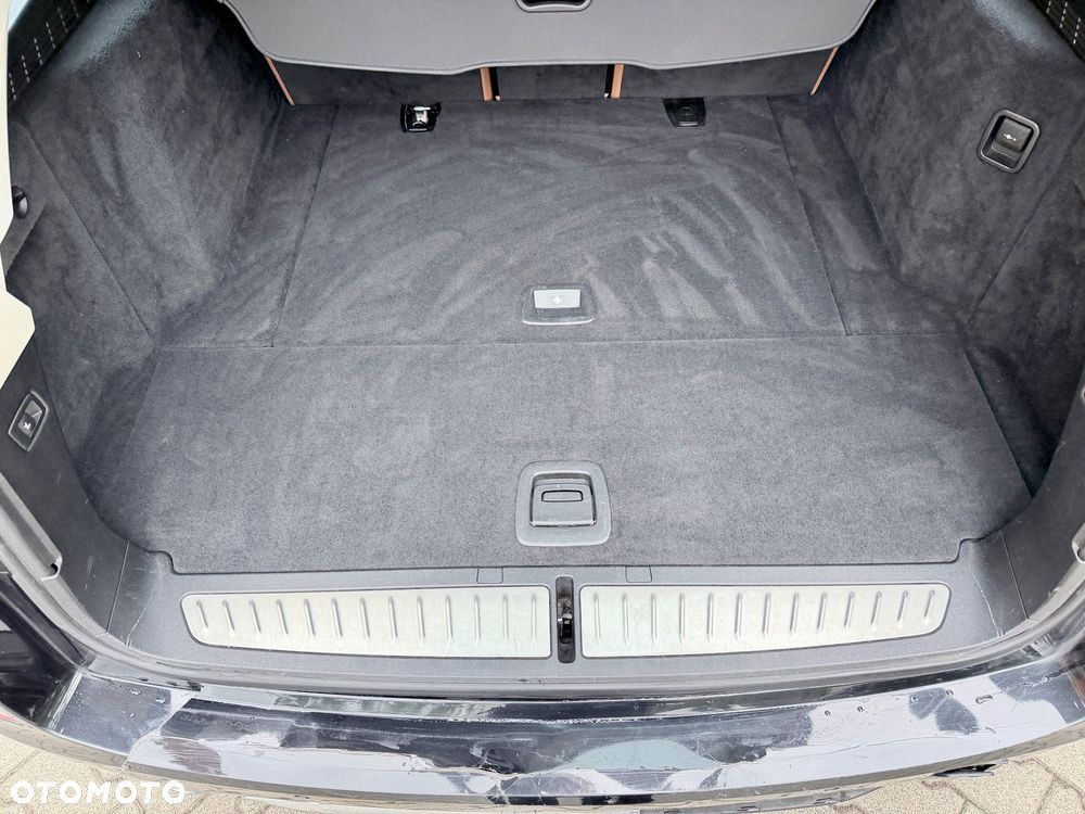 BMW Seria 5 525d Luxury Line - 9