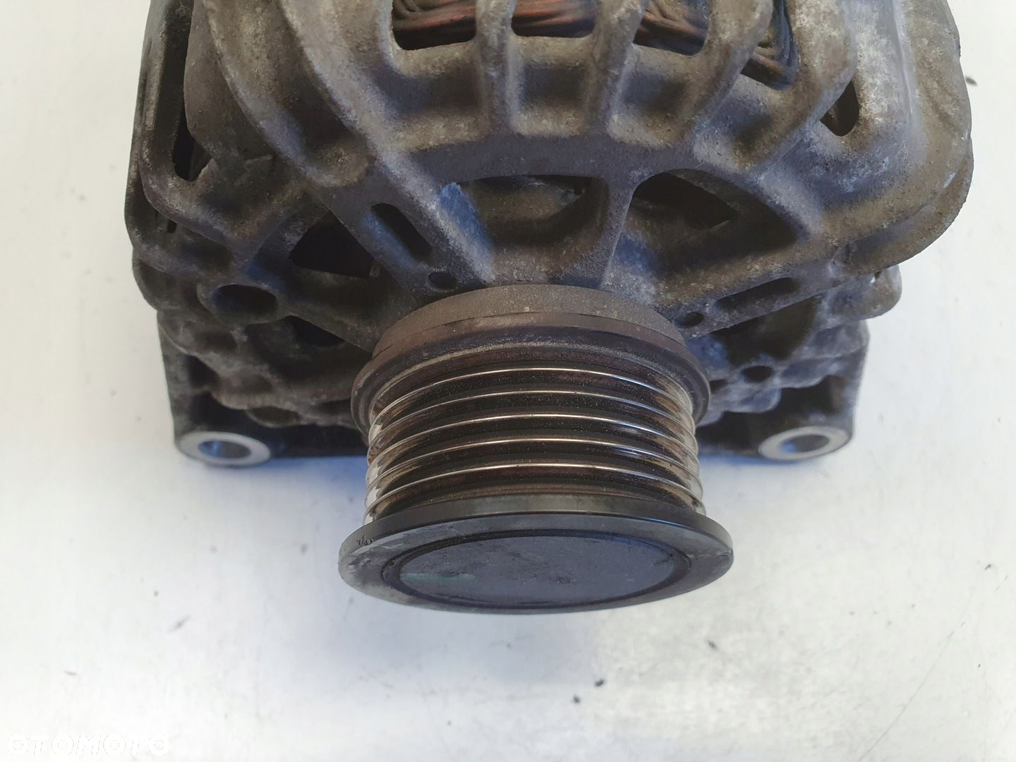 Volvo S40 II V50 1.6 D D2 ALTERNATOR 30659389 120A valeo - 8