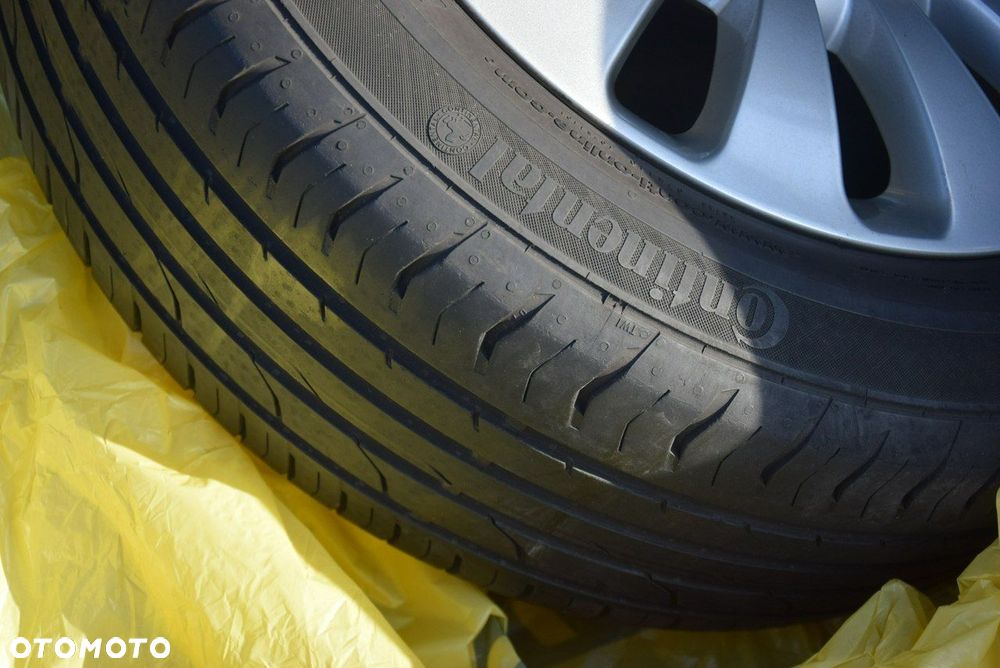 Mercedes-Benz Klasa C - 36