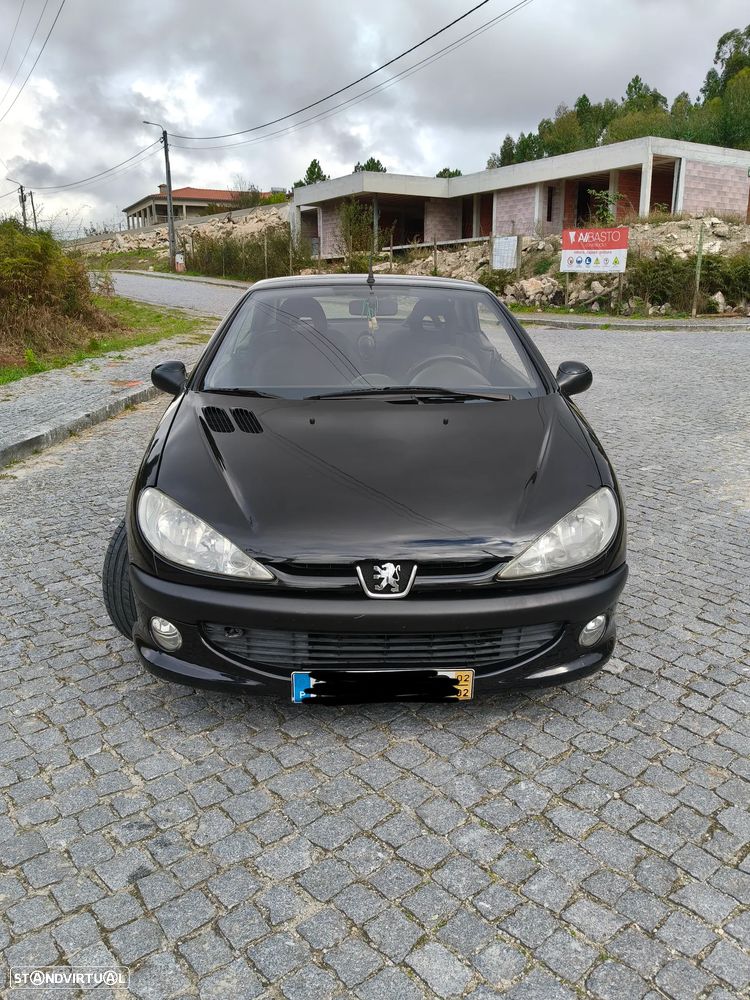 Peugeot 206 Cc 2002 photo 2