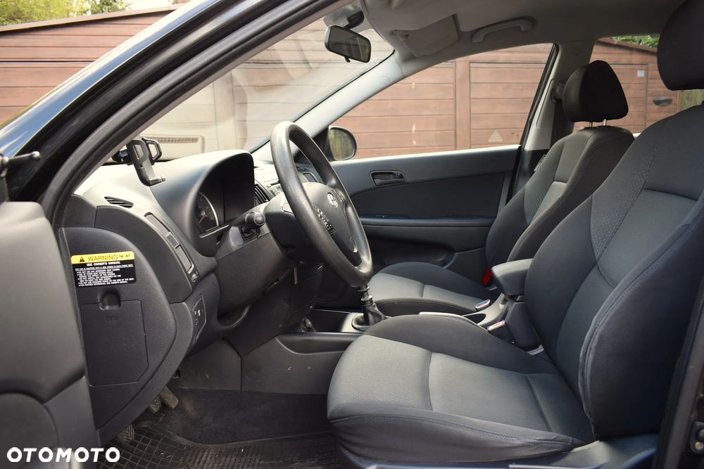 Hyundai i30 1.4 Comfort - 6