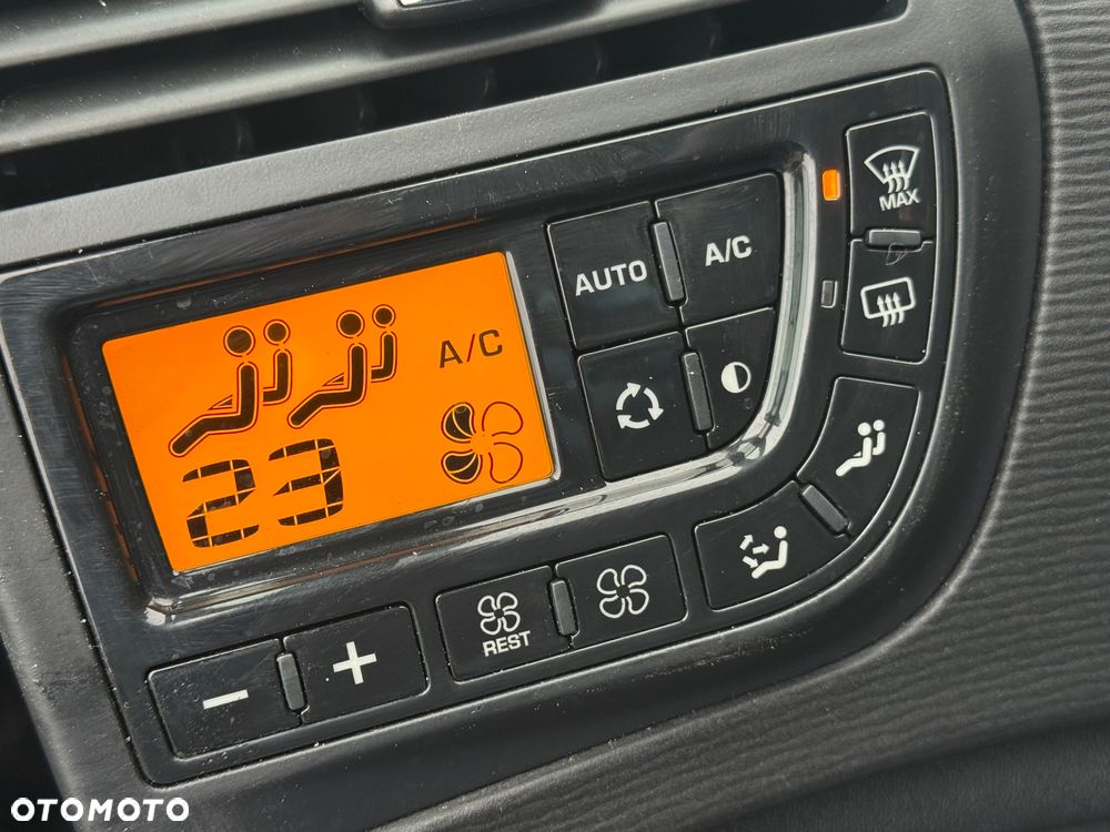 Citroën C4 Picasso 2.0 HDi FAP EGS6 Exclusive - 38