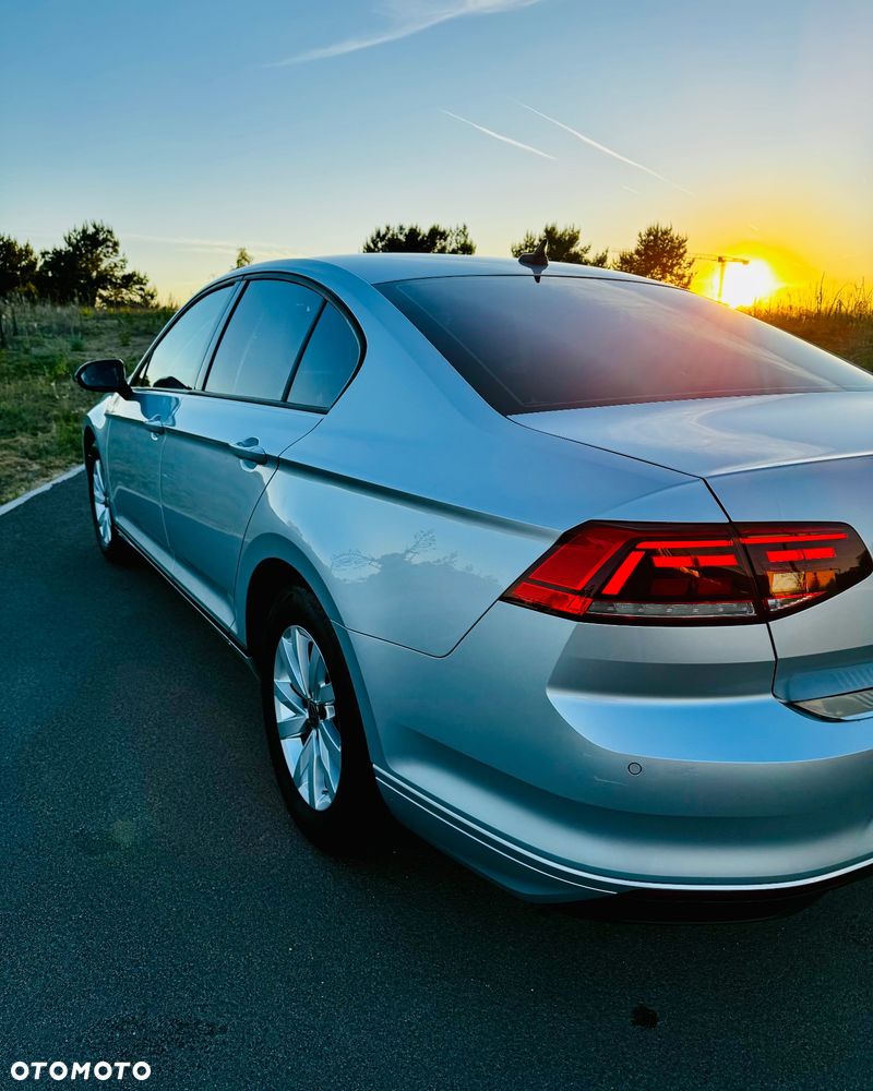 Volkswagen Passat 1.5 TSI EVO Essence - 8