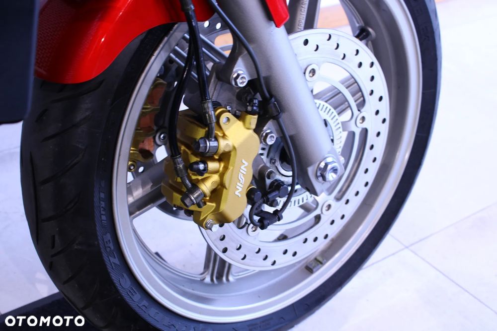 Honda CBF - 34