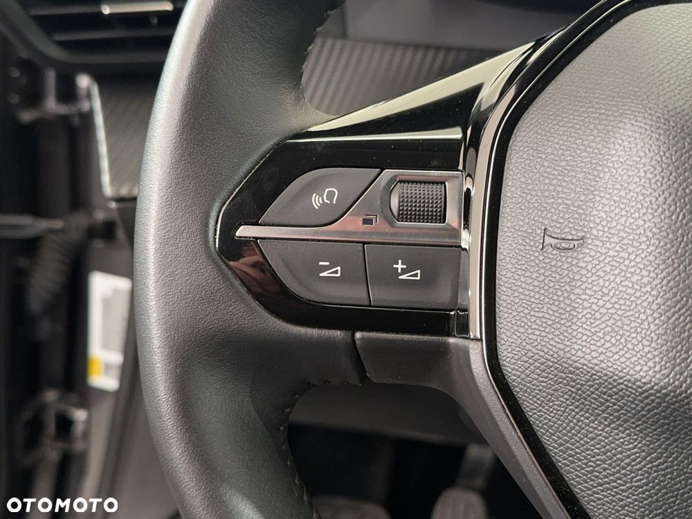 Peugeot 2008 - 18