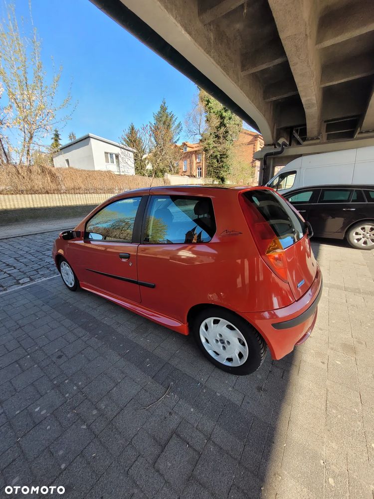 Fiat Punto 1.2 16V Trofeo - 4