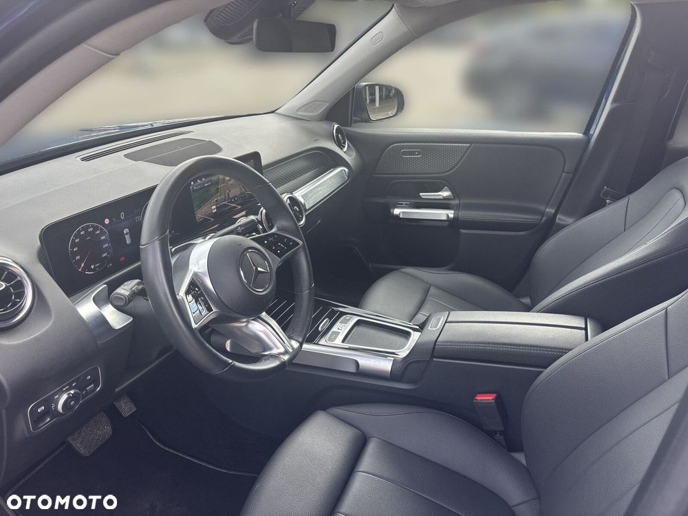 Mercedes-Benz GLB 200 d 4-Matic 8G-DCT - 11