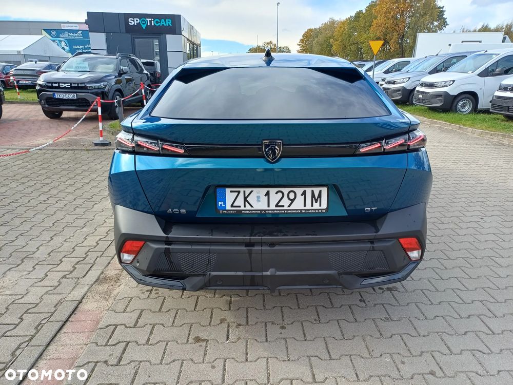 Peugeot 408 - 5
