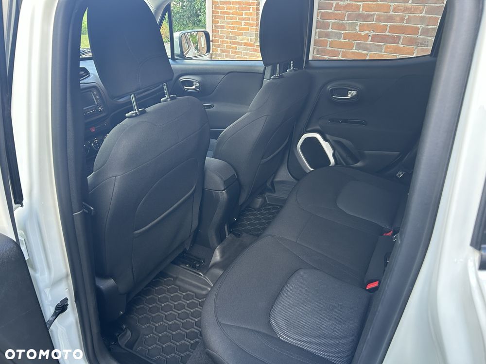 Jeep Renegade - 8