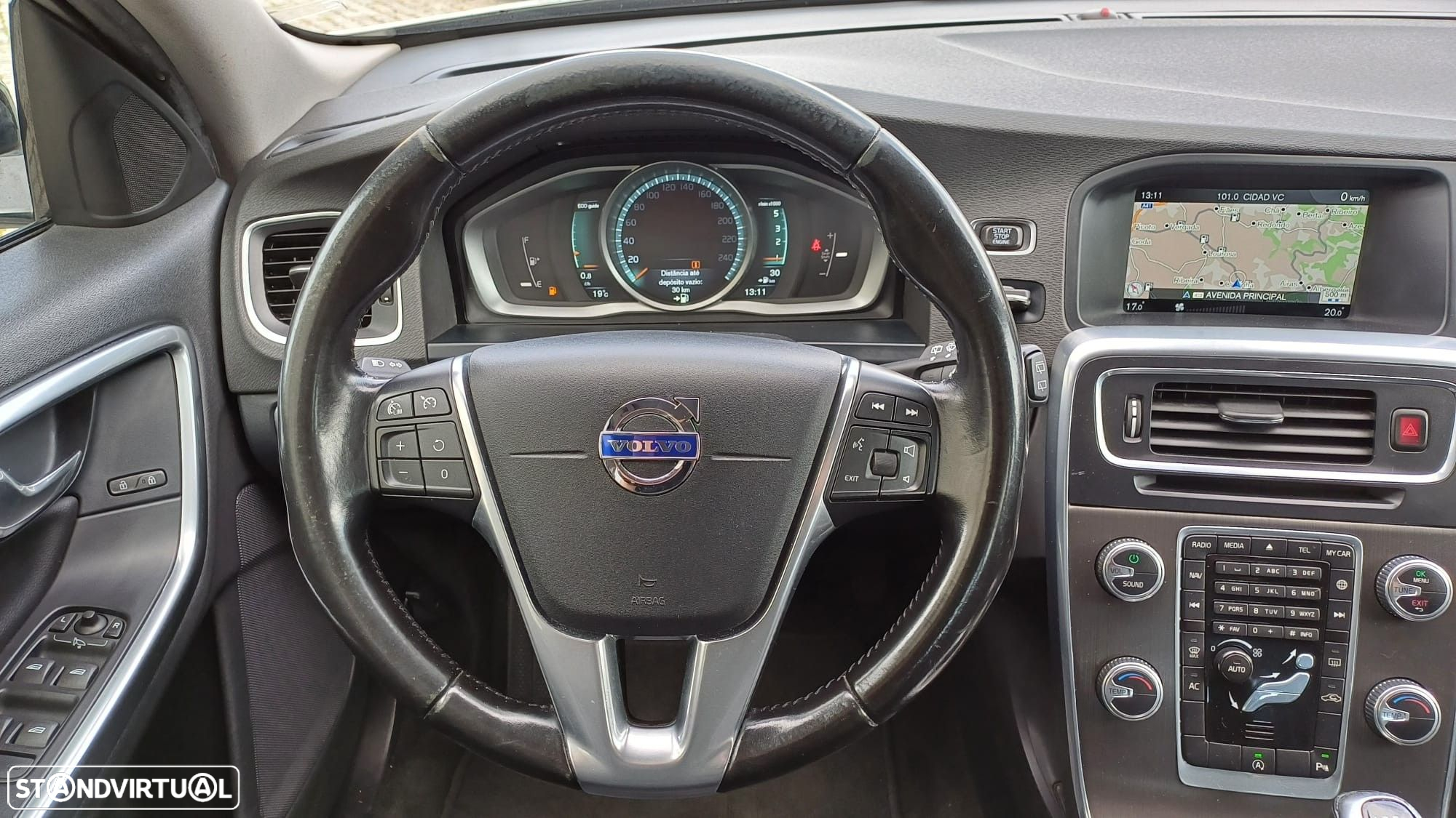 Volvo V60 Cross Country 2.0 D3 Summum - 10