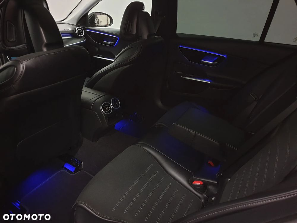 Mercedes-Benz Klasa C 220 d 9G-TRONIC AMG Line - 29