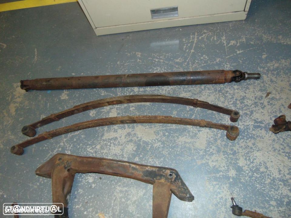 Datsun 1200 laminas suspensão - 2