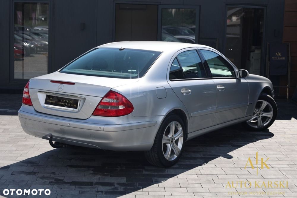 Mercedes-Benz Klasa E - 8