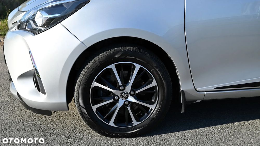 Toyota Yaris - 37