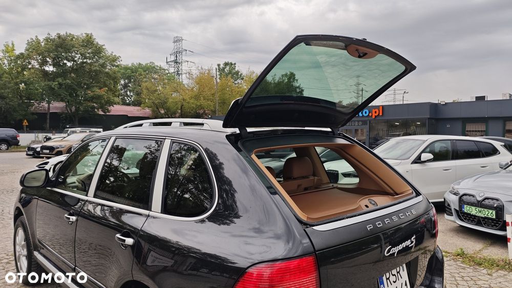 Porsche Cayenne - 8