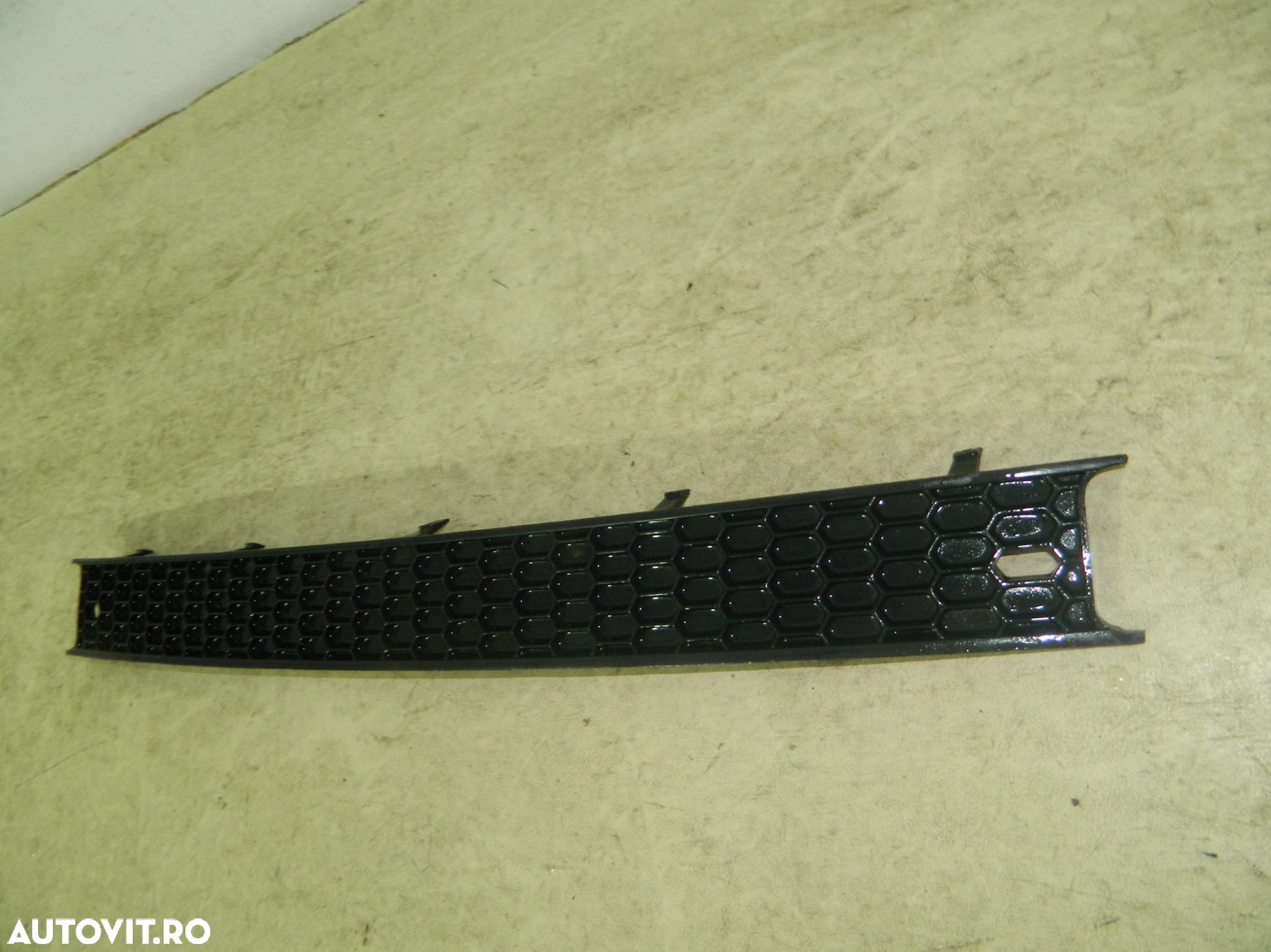 Grila centrala bara fata, VW New Beetle, 06-11, 1C0825322A - 8