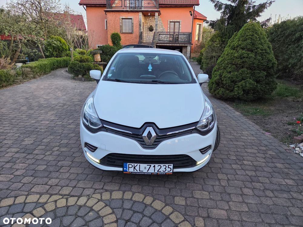 Renault Clio 1.2 16V 75 Expression - 13