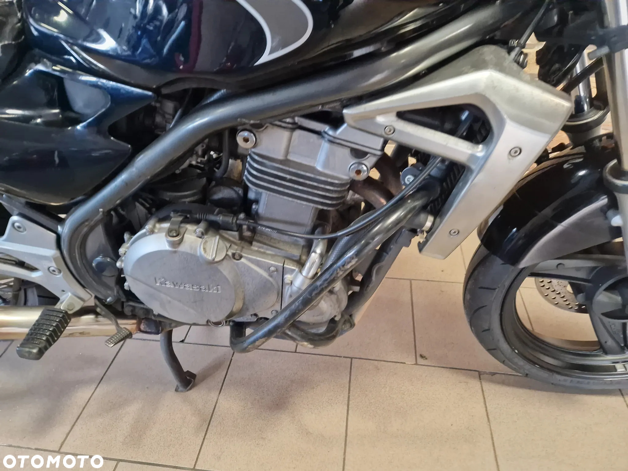 Kawasaki ER - 11