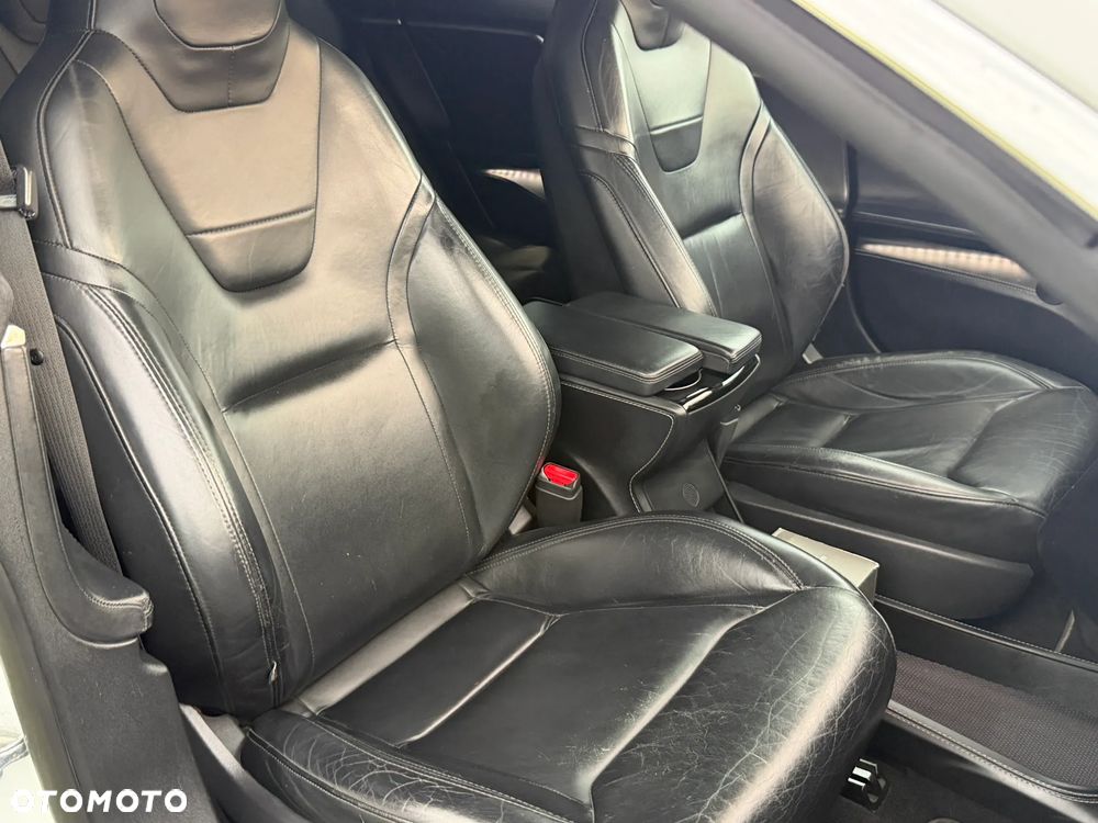 Tesla Model S 70D Allradantrieb - 10