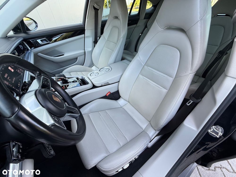 Porsche Panamera 4 GPF Executive - 19