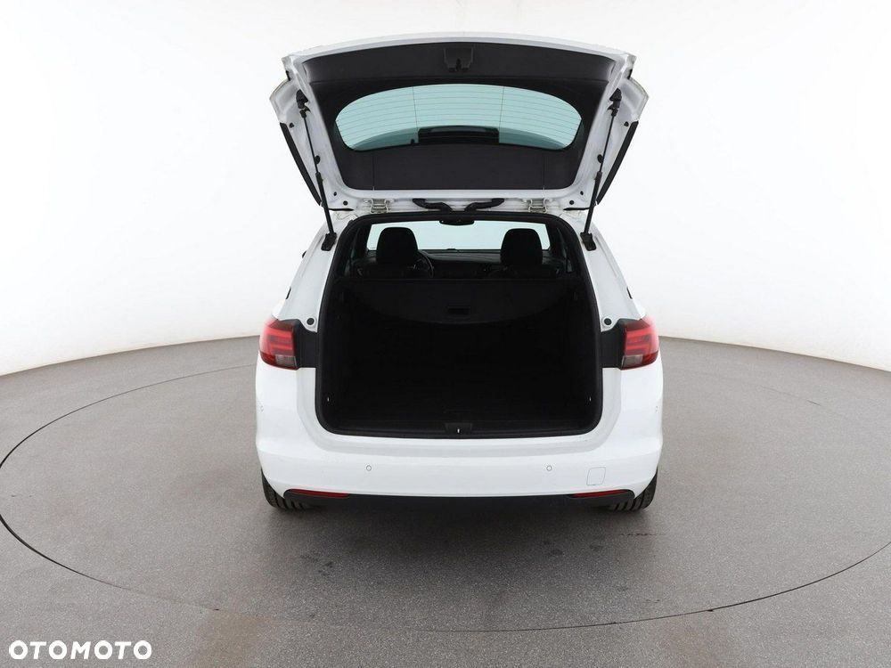 Opel Astra 1.4 Turbo Dynamic - 19