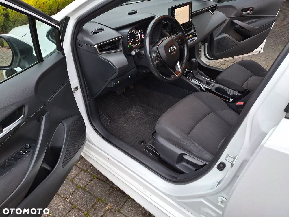 Toyota Corolla 1.8 Hybrid Comfort - 18